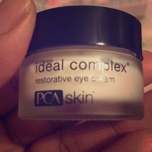 Ideal Complex restorative eye cream